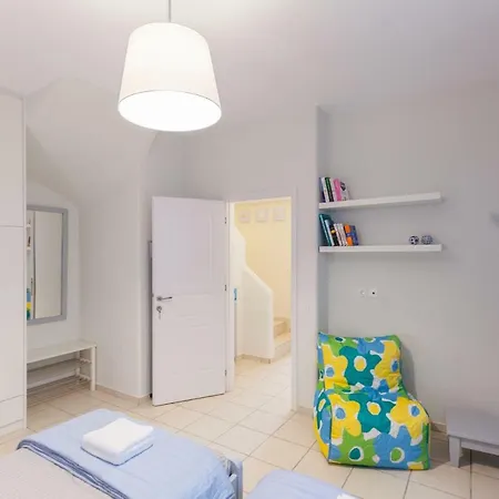 Just Blue With Amazing Sea Views In Casa vacanze Piso Livadi