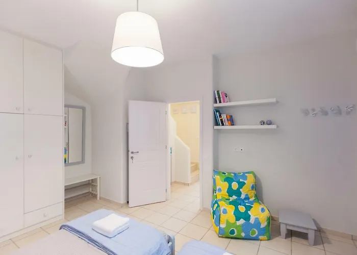 Just Blue With Amazing Sea Views In Tatil Evi Piso Livadi