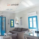 Just Blue With Amazing Sea Views In Σπίτι διακοπών *